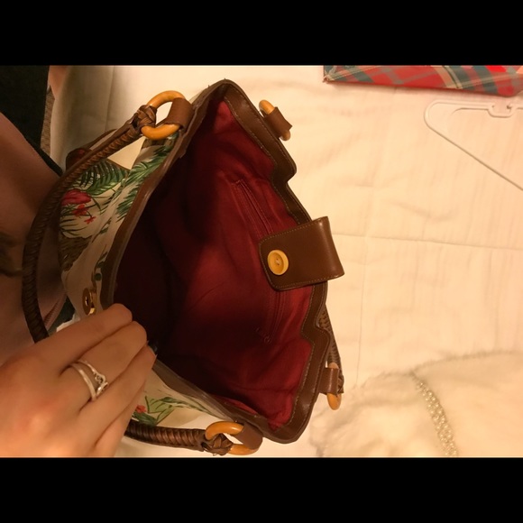 Wildlife Purse - Picture 4 of 8